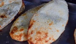 康县网红二饼掰开吃瓜,一瓜两吃，瓜界新潮流